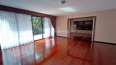 Casa de 5 alcobas en venta en Chico Norte, Bogotá, 733 m² · foto 10 de 20