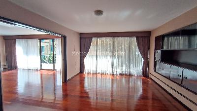 Casa de 5 alcobas en venta en Chico Norte, Bogotá, 733 m² · foto 8 de 20