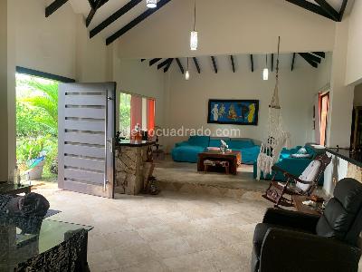 Casa de 4 alcobas en venta en Caracoli, Villavicencio, 410 m² · foto 5 de 20