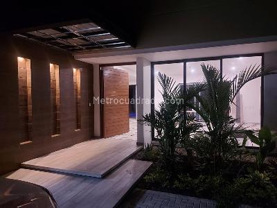 Casa de 4 alcobas en venta en El Cairo, Villavicencio, 315 m² · foto 9 de 13