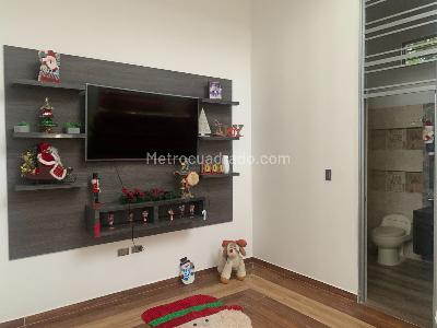 Casa de 4 alcobas en venta en Caracoli, Villavicencio, 840 m² · foto 6 de 20