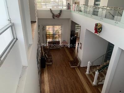 Casa de 4 alcobas en venta en Caracoli, Villavicencio, 840 m² · foto 12 de 20