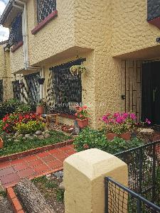 Casa de 3 alcobas en venta en Rincon Del Prado, Bogotá, 154 m² · foto 2 de 18