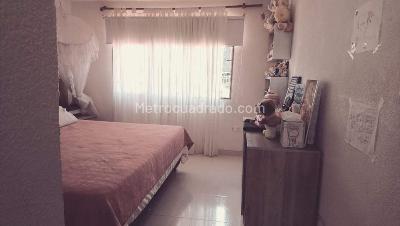 Casa de 4 alcobas en venta en Triangulo, Villavicencio, 220 m² · foto 9 de 12