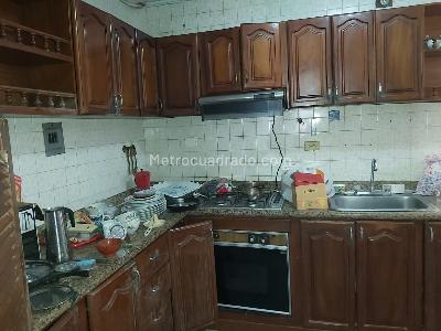 Casa de 4 alcobas en venta en Triangulo, Villavicencio, 220 m² · foto 11 de 12