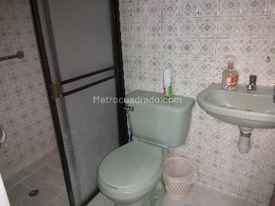 Casa de 4 alcobas en venta en Triangulo, Villavicencio, 220 m² · foto 8 de 12