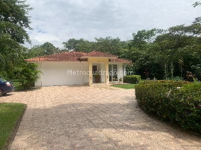 Casa de 4 alcobas en venta en Poyata, Villavicencio · foto 3 de 20