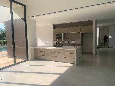 Casa de 4 alcobas en venta en El Cairo, Villavicencio, 280 m² · foto 4 de 20