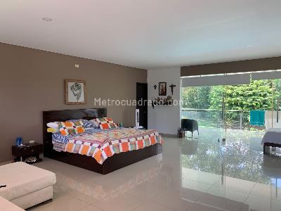 Casa de 5 alcobas en venta en Baru, Villavicencio, 1500 m² · foto 14 de 20