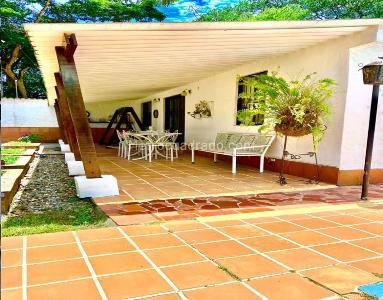 Casa de 4 alcobas en venta en Apiay, Villavicencio, 758 m² · foto 3 de 17
