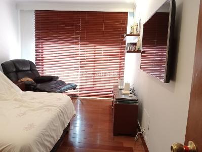 Apartamento de 3 alcobas en venta en Chico Navarra, Bogotá, 180 m² · foto 10 de 18