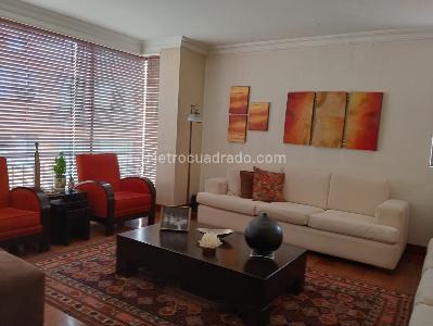 Apartamento de 3 alcobas en venta en Chico Navarra, Bogotá, 180 m² · foto 2 de 18