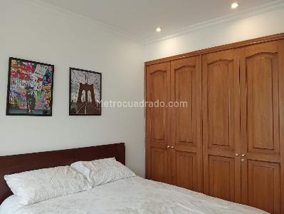 Apartamento de 3 alcobas en venta en Chico Navarra, Bogotá, 180 m² · foto 9 de 18