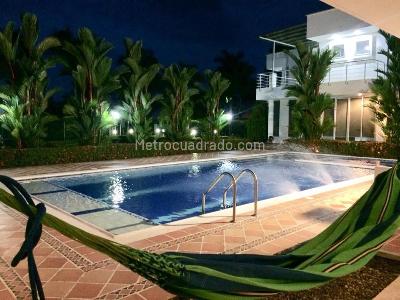 Casa de 5 alcobas en venta en Baru, Villavicencio, 1424 m² · foto 5 de 20