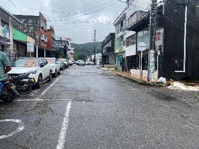 Casa de 4 alcobas en venta en Barzal Bajo, Villavicencio, 240 m² · foto 11 de 18