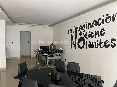 Casa de 4 alcobas en venta en Barzal Bajo, Villavicencio, 240 m² · foto 14 de 18