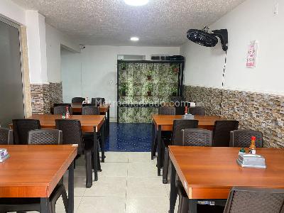Casa de 4 alcobas en venta en Barzal Bajo, Villavicencio, 240 m² · foto 4 de 18