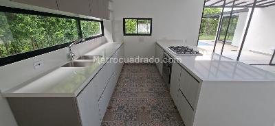 Casa de 3 alcobas en venta en Vanguardia, Villavicencio, 706 m² · foto 7 de 19