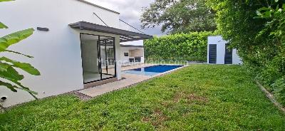 Casa de 3 alcobas en venta en Vanguardia, Villavicencio, 706 m² · foto 2 de 19
