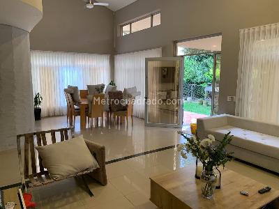 Casa de 5 alcobas en venta en Caracoli, Villavicencio, 1100 m² · foto 9 de 20