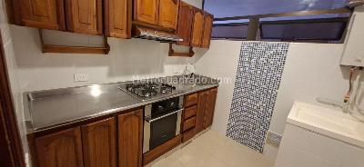 Apartamento en venta en Las Rosales, Bogotá · foto 7 de 12