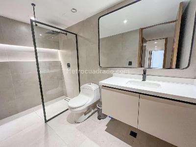 Apartamento de 2 alcobas en venta en Chapinero Alto Emaus, Bogotá, 350 m² · foto 11 de 13