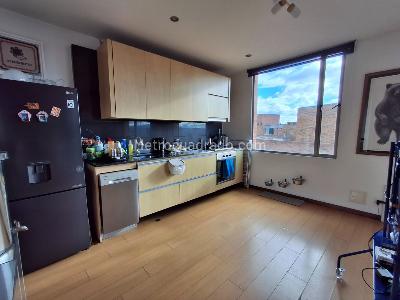 Apartamento en venta en El Refugio, Bogotá · foto 8 de 19