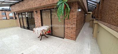 Apartamento de 3 alcobas en venta en Santa Barbara Central, Bogotá, 263 m² · foto 17 de 19