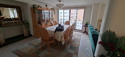 Apartamento de 3 alcobas en venta en Santa Barbara Central, Bogotá, 263 m² · foto 5 de 19