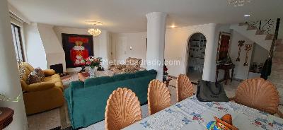 Apartamento de 3 alcobas en venta en Santa Barbara Central, Bogotá, 263 m² · foto 8 de 19