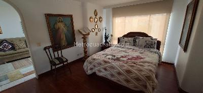 Apartamento de 3 alcobas en venta en Santa Barbara Central, Bogotá, 263 m² · foto 10 de 19
