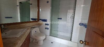 Apartamento en venta en Los Rosales, Bogotá · foto 12 de 19