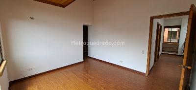 Apartamento en venta en Los Rosales, Bogotá · foto 13 de 19