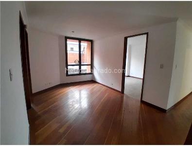 Apartamento de 4 alcobas en venta en Chico Navarra, Bogotá, 230 m² · foto 12 de 16