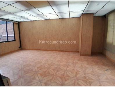 Apartamento de 4 alcobas en venta en Chico Navarra, Bogotá, 230 m² · foto 15 de 16