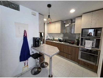 Apartamento en venta en Santa Barbara, Bogotá · foto 10 de 19