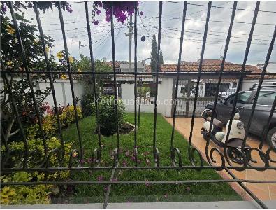 Casa de 4 alcobas en venta en Las Villas Niza, Bogotá, 261 m² · foto 16 de 20