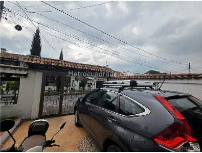 Casa de 4 alcobas en venta en Las Villas Niza, Bogotá, 261 m² · foto 8 de 20