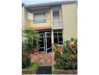 Casa de 3 alcobas en venta en Rosalinda, Villavicencio, 112 m² · foto 5 de 20