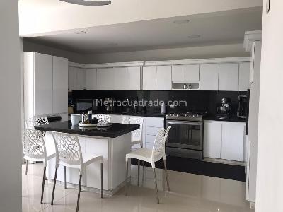 Casa de 4 alcobas en venta en Caudal Norte Oriental, Villavicencio, 408 m² · foto 7 de 13
