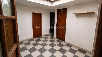 Casa de 5 alcobas en venta en Santa Maria Del Lago, Chía, 200 m² · foto 3 de 9
