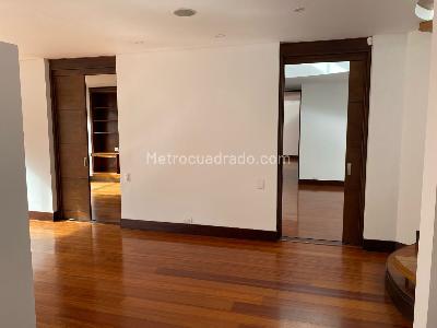 Apartamento de 3 alcobas en venta en Santa Paula Central, Bogotá, 285 m² · foto 7 de 11