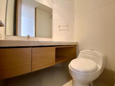 Apartamento de 3 alcobas en arriendo en Chico Norte, Bogotá, 128 m² · foto 4 de 7