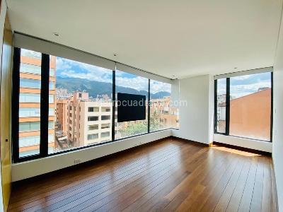 Apartamento de 3 alcobas en arriendo en Chico Norte, Bogotá, 128 m² · foto 2 de 7