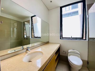 Apartamento de 3 alcobas en arriendo en Chico Norte, Bogotá, 128 m² · foto 7 de 7