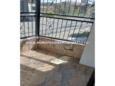 Casa de 5 alcobas en venta en Rionegro Centro, Rionegro, 156 m² · foto 6 de 6