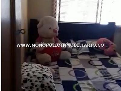Casa de 5 alcobas en venta en Trinidad, Medellín, 266 m² · foto 4 de 6