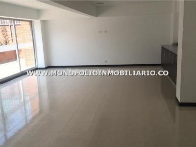 Apartamento en venta en La Independencia, Itagüí · foto 2 de 9