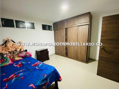 Apartamento de 5 alcobas en venta en Villa Hermosa, Medellín, 167 m² · foto 9 de 13