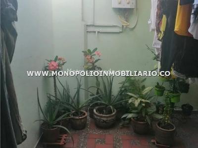 Apartamento de 3 alcobas en venta en Robledo, Medellín, 125 m² · foto 3 de 4